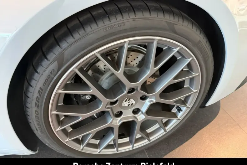 Porsche 992 din 2025 cu 8.729 km - oferta POR225123 - foto 13