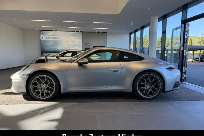 Porsche 992 din 2024 cu 31.990 km - oferta POR225130 - foto 2