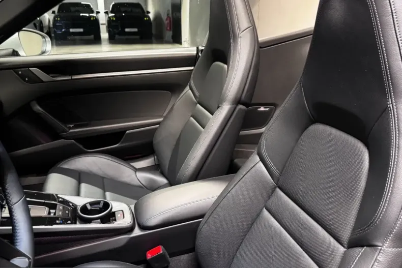 Porsche 992 din 2024 cu 38.900 km - oferta POR225131 - foto 11
