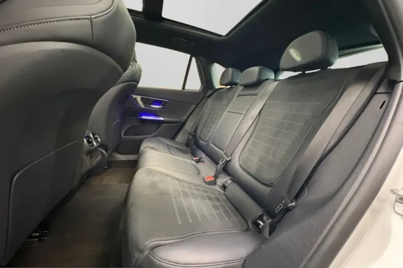 Mercedes-Benz GLC 300 (Clasa GLC) din 2023 cu 59.985 km - oferta MER225140 - foto 13