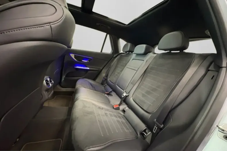 Mercedes-Benz GLC 300 (Clasa GLC) din 2023 cu 46.396 km - oferta MER225143 - foto 13