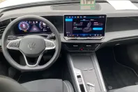 Volkswagen Passat Variant din 2025 cu 20.737 km - oferta VOL225189 - foto 3