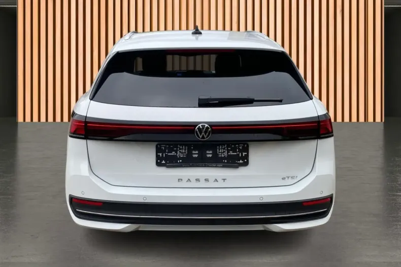 Volkswagen Passat Variant din 2025 cu 20.737 km - oferta VOL225189 - foto 20