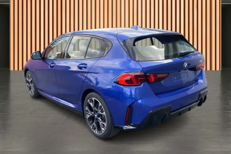BMW 120 (Seria 1) din 2024 cu 8.900 km - oferta BMW225191 - foto 7