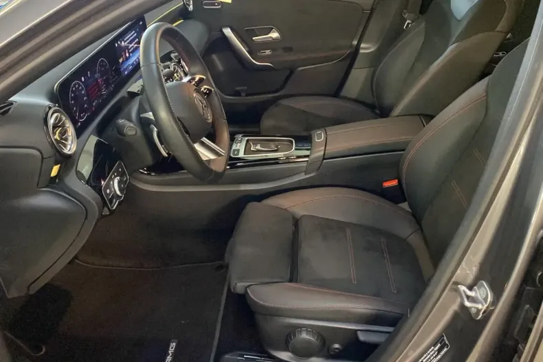 Mercedes-Benz A 180 (Clasa A) din 2025 cu 17.173 km - oferta MER225192 - foto 22