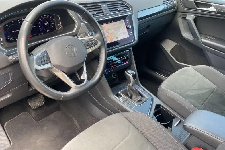 Volkswagen Tiguan din 2023 cu 63.844 km - oferta VOL225196 - foto 9