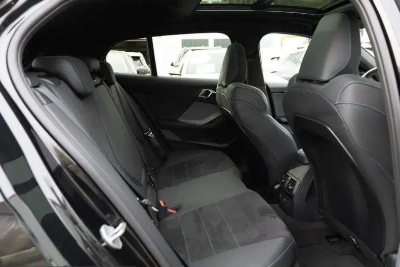 BMW M135i (Seria 1) din 2025 cu 24.911 km - oferta BMW225245 - foto 8