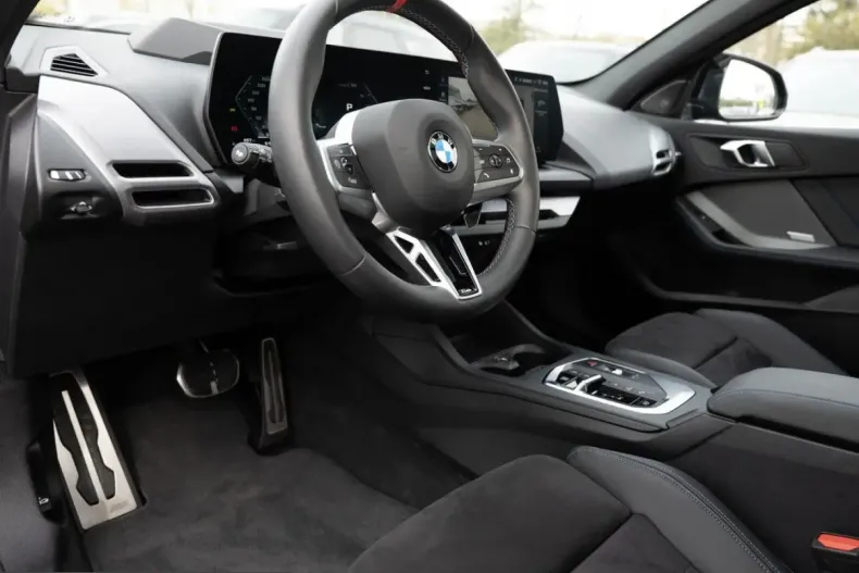 BMW M135i (Seria 1) din 2025 cu 24.911 km - oferta BMW225245 - foto 24