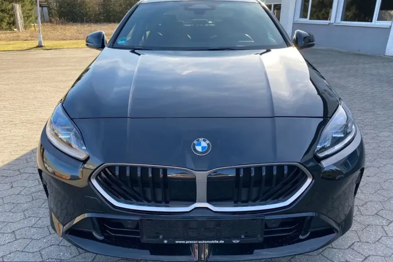 BMW 223i (Seria 2) din 2025 cu 6.300 km - oferta BMW225246 - foto 3
