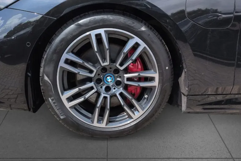 BMW 550 (Seria 5) din 2024 cu 65.234 km - oferta BMW225254 - foto 13