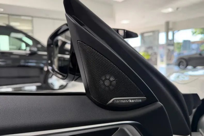 BMW M4 (Seria 4) din 2025 cu 15.722 km - oferta BMW225259 - foto 10