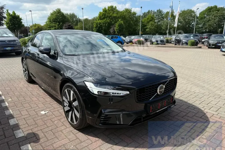 Volvo S90 din 2024 cu 28.000 km - oferta VOL225260 - foto 1