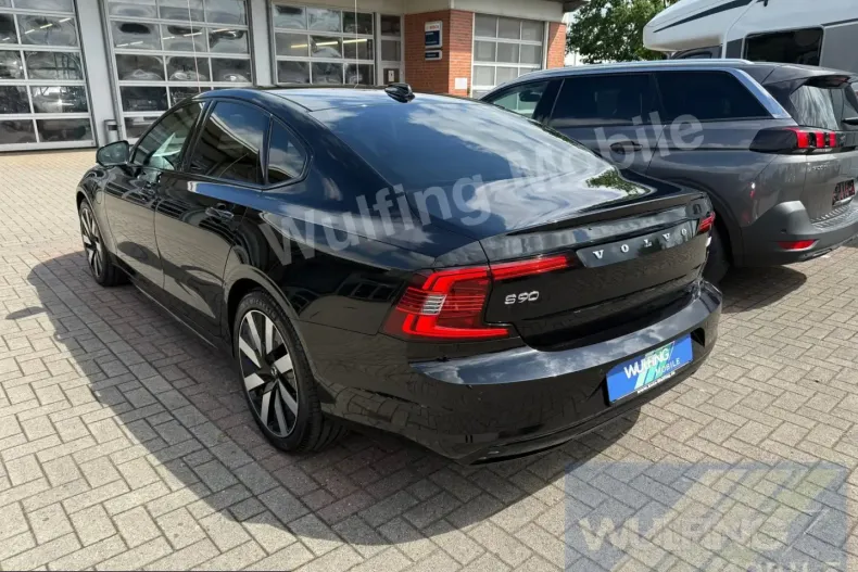 Volvo S90 din 2024 cu 28.000 km - oferta VOL225260 - foto 4