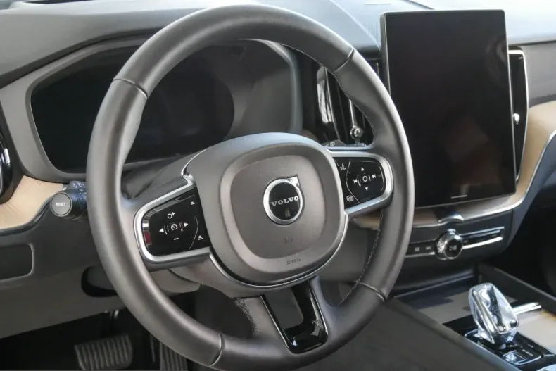 Volvo XC60 din 2025 cu 26.492 km - oferta VOL225263 - foto 7