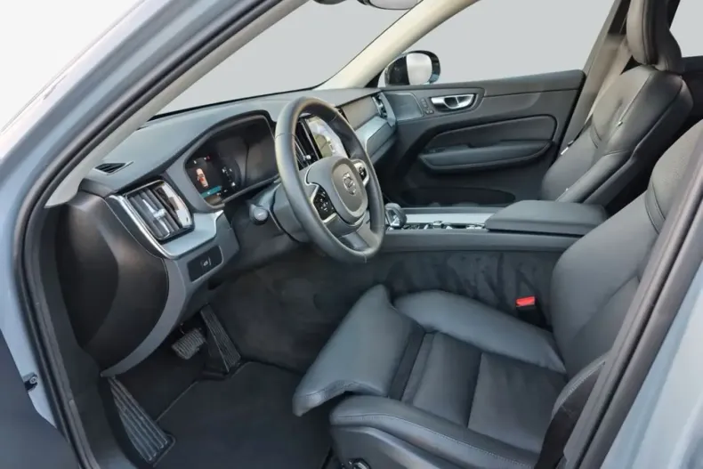Volvo XC60 din 2025 cu 19.431 km - oferta VOL225265 - foto 9