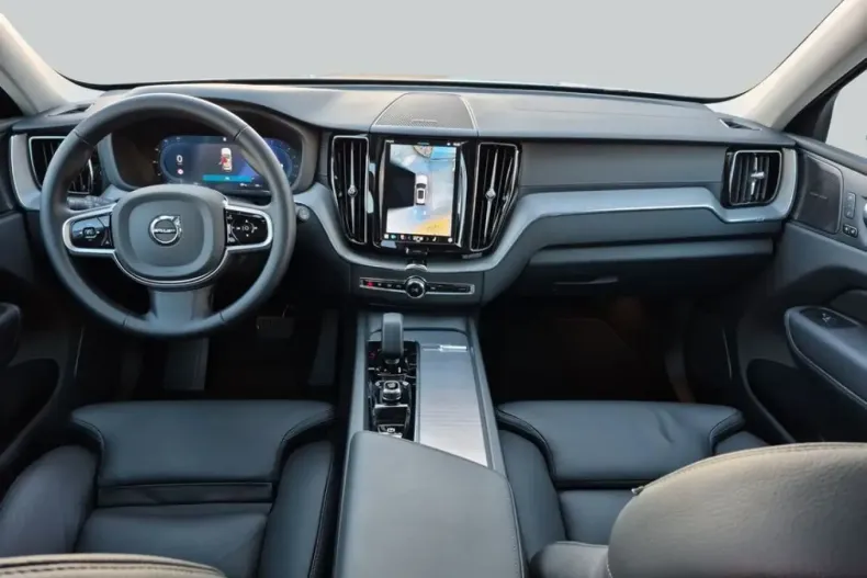 Volvo XC60 din 2025 cu 19.431 km - oferta VOL225265 - foto 11