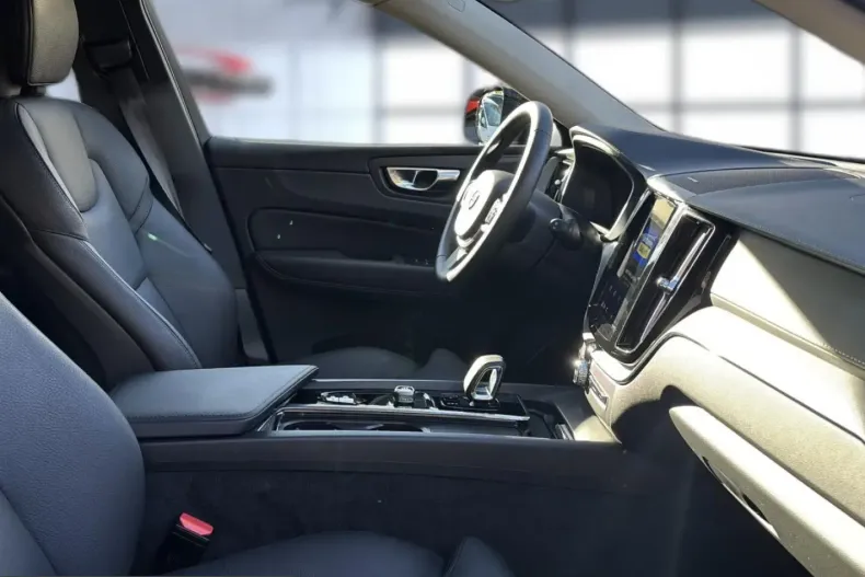 Volvo XC60 din 2025 cu 25.900 km - oferta VOL225266 - foto 19