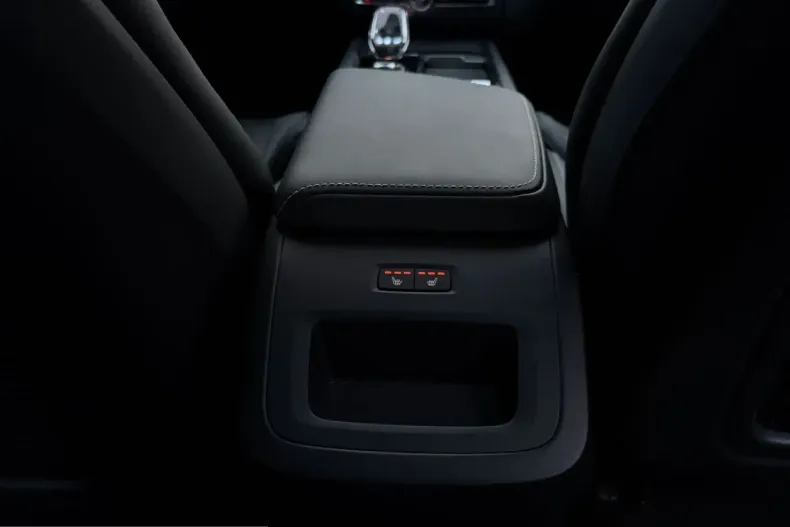 Volvo XC60 din 2025 cu 22.417 km - oferta VOL225267 - foto 16