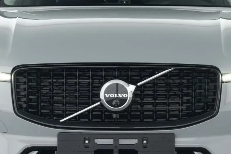 Volvo XC60 din 2025 cu 26.087 km - oferta VOL225270 - foto 4