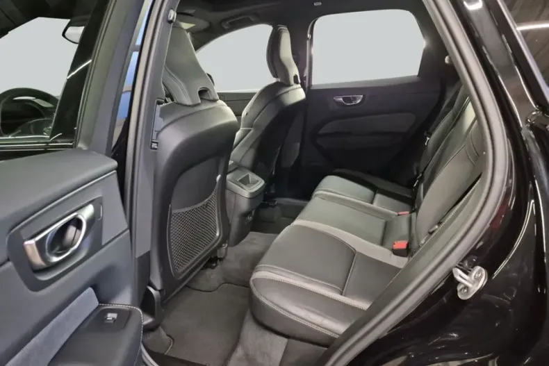 Volvo XC60 din 2025 cu 27.590 km - oferta VOL225272 - foto 10