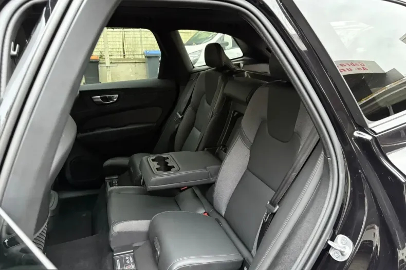 Volvo XC60 din 2025 cu 26.897 km - oferta VOL225273 - foto 10