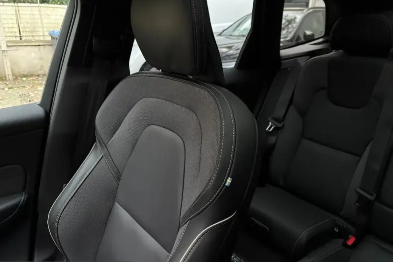 Volvo XC60 din 2025 cu 26.897 km - oferta VOL225273 - foto 21