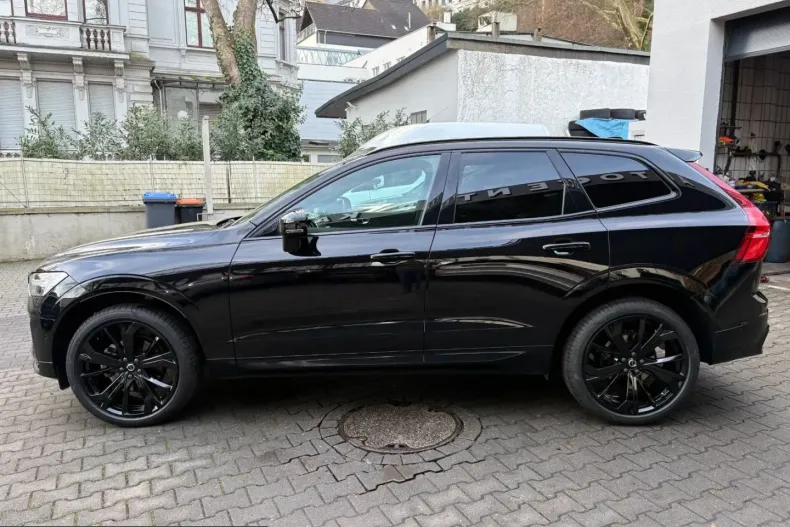 Volvo XC60 din 2025 cu 27.137 km - oferta VOL225277 - foto 3