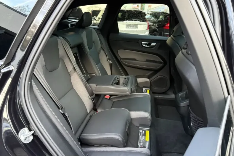 Volvo XC60 din 2025 cu 27.137 km - oferta VOL225277 - foto 14