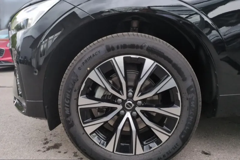 Volvo XC60 din 2025 cu 21.500 km - oferta VOL225279 - foto 9