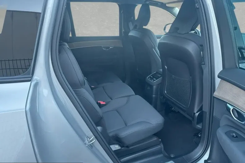 Volvo XC90 din 2025 cu 21.000 km - oferta VOL225283 - foto 5