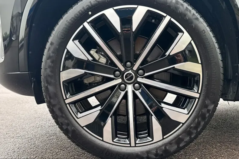 Volvo XC90 din 2025 cu 15.000 km - oferta VOL225285 - foto 2