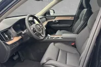 Volvo XC90 din 2025 cu 15.000 km - oferta VOL225285 - foto 3