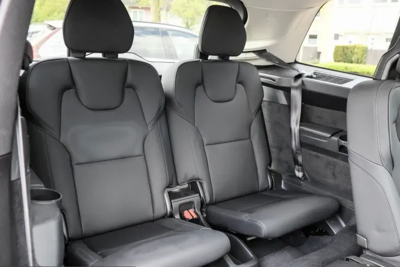 Volvo XC90 din 2025 cu 23.095 km - oferta VOL225288 - foto 15