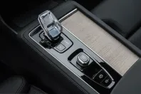 Volvo XC90 din 2025 cu 25.350 km - oferta VOL225289 - foto 9