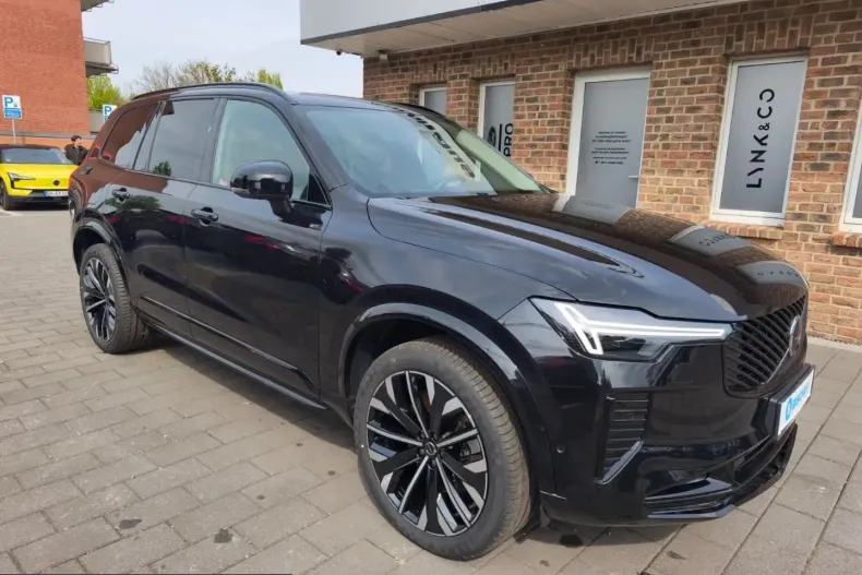 Volvo XC90 din 2025 cu 25.039 km - oferta VOL225292 - foto 8