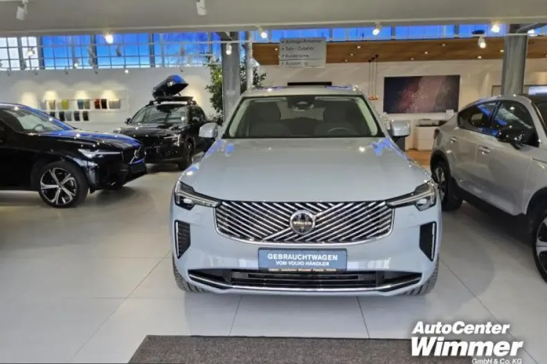 Volvo XC90 din 2025 cu 12.000 km - oferta VOL225295 - foto 2