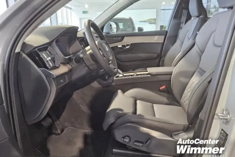 Volvo XC90 din 2025 cu 12.000 km - oferta VOL225295 - foto 7