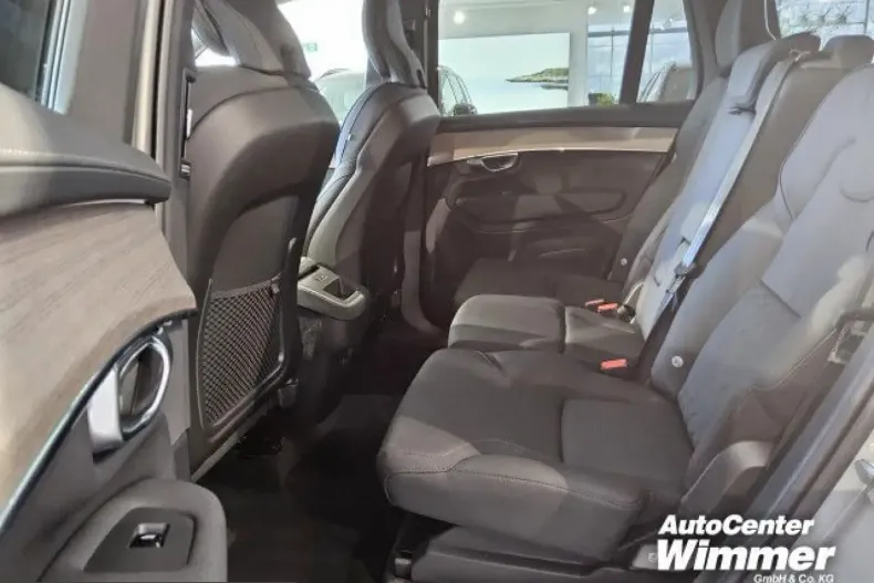 Volvo XC90 din 2025 cu 12.000 km - oferta VOL225295 - foto 8