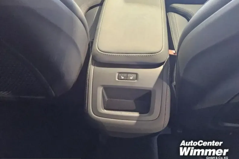 Volvo XC90 din 2025 cu 12.000 km - oferta VOL225295 - foto 11
