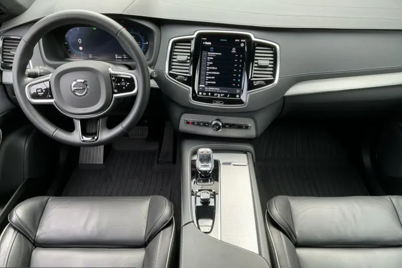Volvo XC90 din 2025 cu 23.342 km - oferta VOL225298 - foto 10