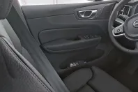 Volvo XC60 din 2025 cu 22.447 km - oferta VOL225299 - foto 12