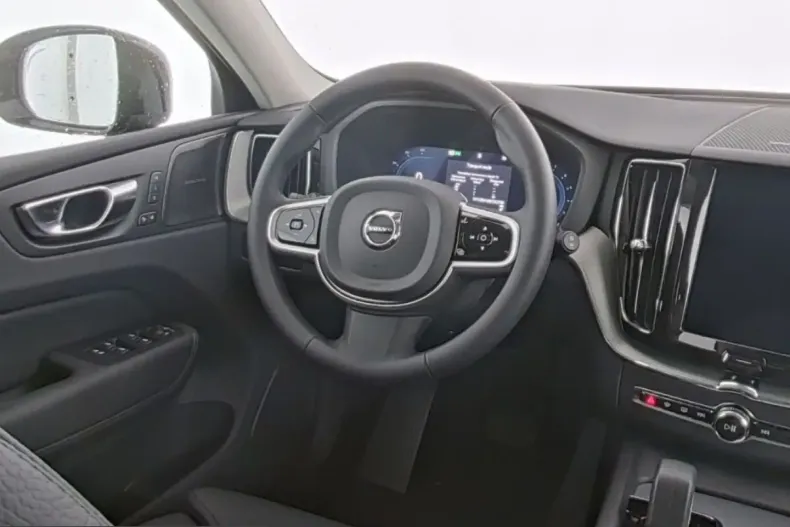 Volvo XC60 din 2025 cu 22.096 km - oferta VOL225300 - foto 14