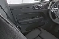 Volvo XC60 din 2025 cu 25.957 km - oferta VOL225301 - foto 12