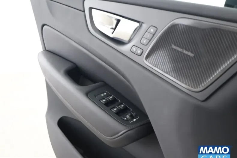 Volvo XC60 din 2025 cu 18.450 km - oferta VOL225302 - foto 16