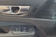 Volvo XC60 din 2025 cu 40.300 km - oferta VOL225304 - foto 5