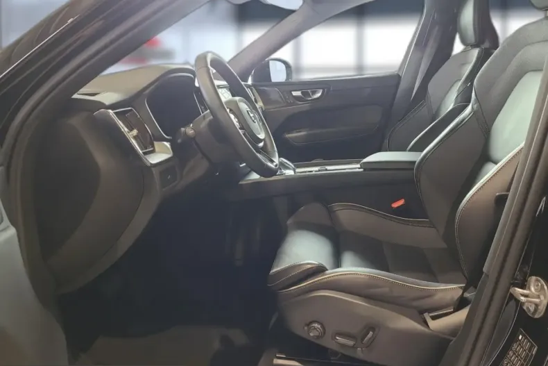 Volvo XC60 din 2025 cu 40.300 km - oferta VOL225304 - foto 6