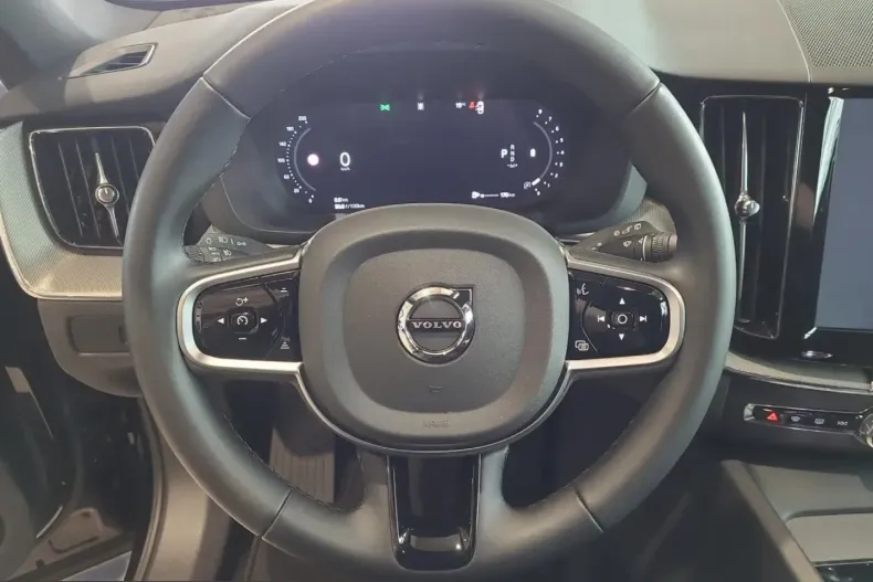 Volvo XC60 din 2025 cu 40.300 km - oferta VOL225304 - foto 10