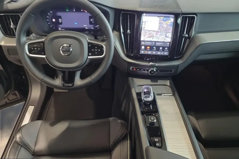 Volvo XC60 din 2025 cu 40.300 km - oferta VOL225304 - foto 11