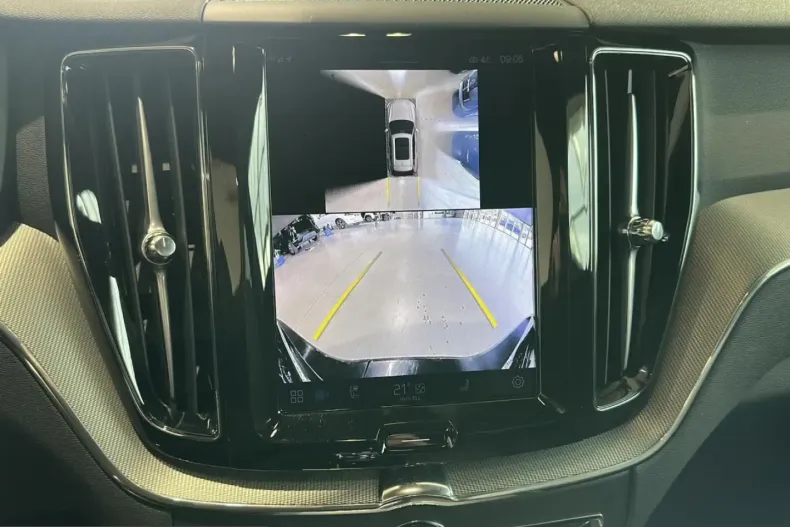 Volvo XC60 din 2025 cu 48.870 km - oferta VOL225305 - foto 7