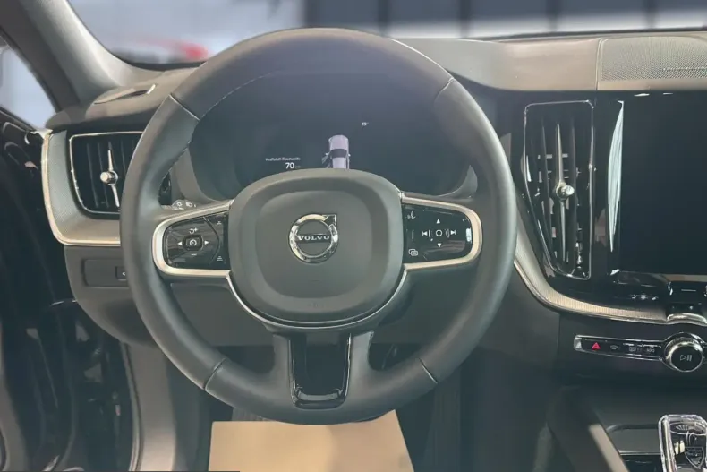 Volvo XC60 din 2025 cu 48.870 km - oferta VOL225305 - foto 9